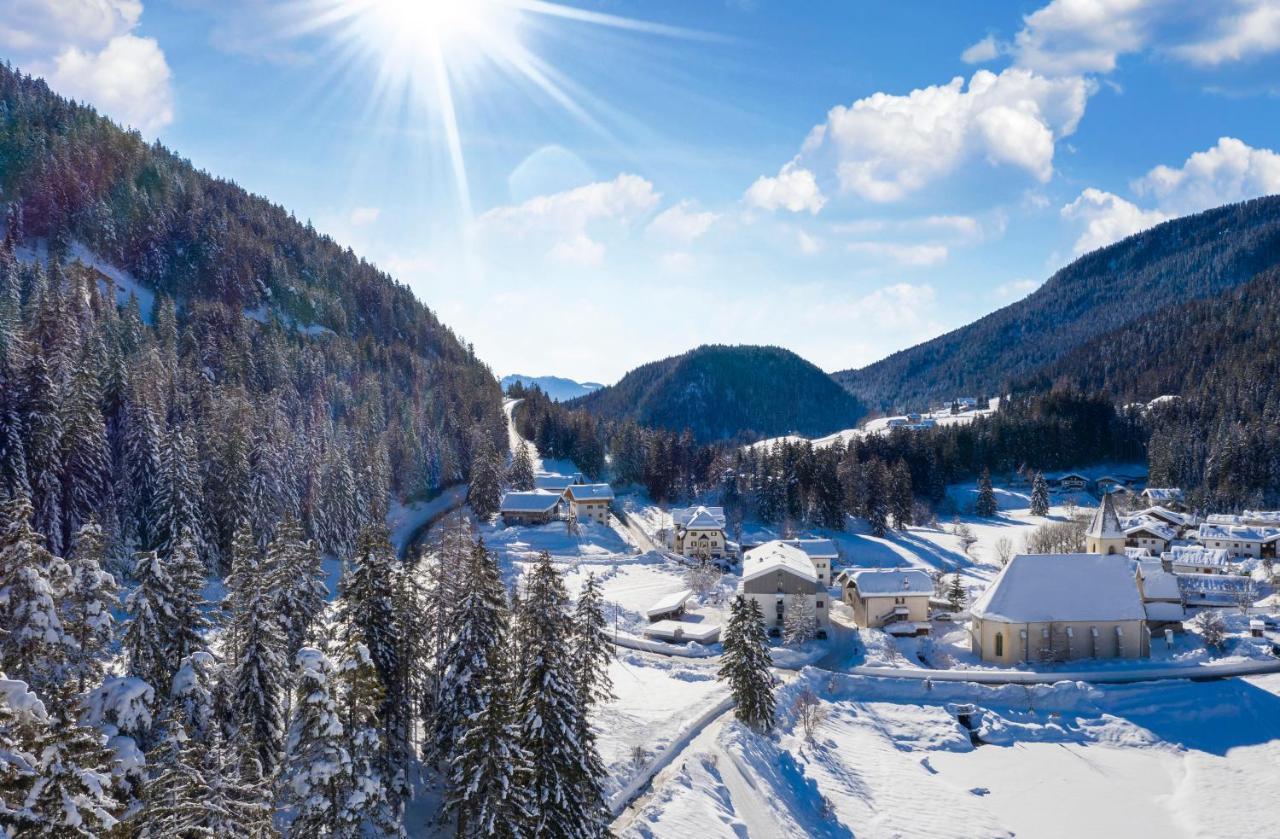 Zum Hirschen Boutique Hotel Val Di Non Unsere Liebe Frau im Walde Exterior foto
