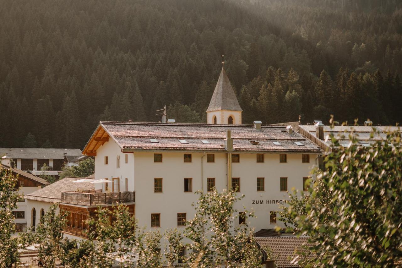 Zum Hirschen Boutique Hotel Val Di Non Unsere Liebe Frau im Walde Exterior foto